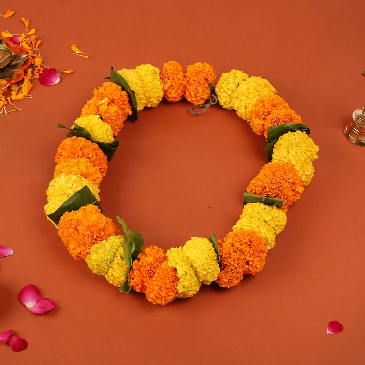 Mango Leaves and Mix Marigold Flowers Toran / Bandhanwar