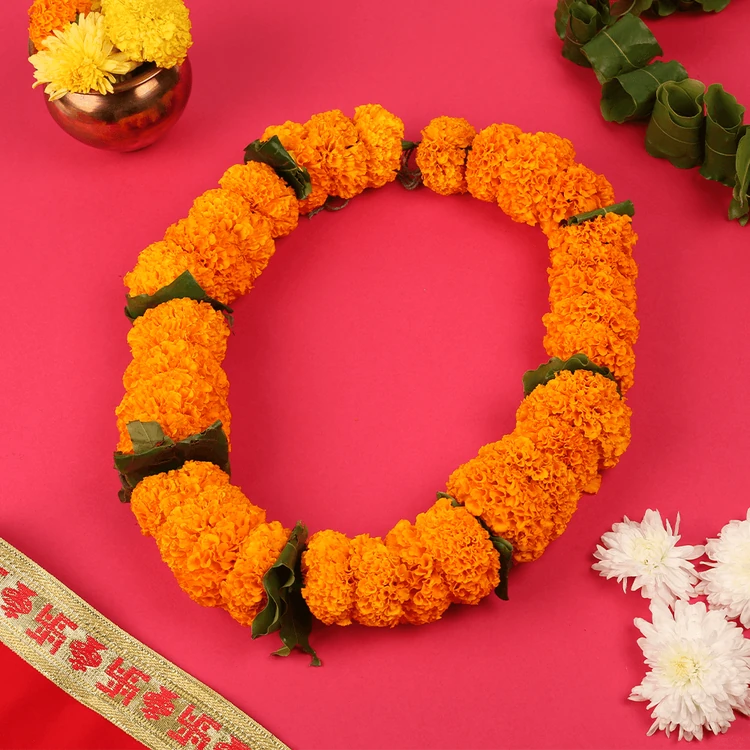 Ashoka Leaves & Orange Marigold Flowers Toran / Bandhanwar