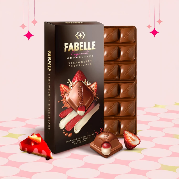Fabelle Strawberry Cheesecake Handcrafted Centre Filled Milk Chocolate Bar