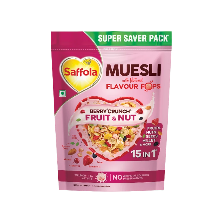 Saffola Muesli Fruit & Nut Berry Crunch