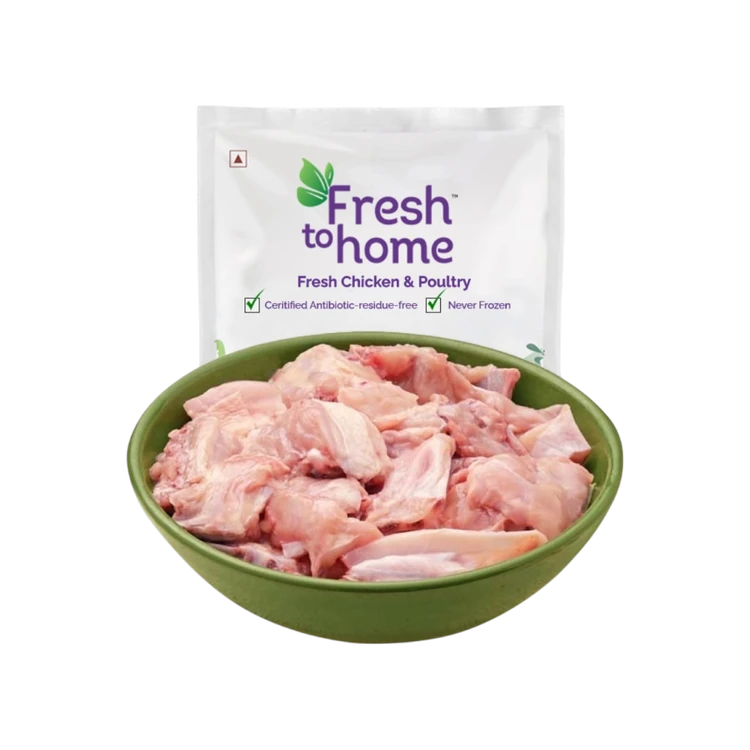 FreshToHome Small Cut Chicken Chunks
