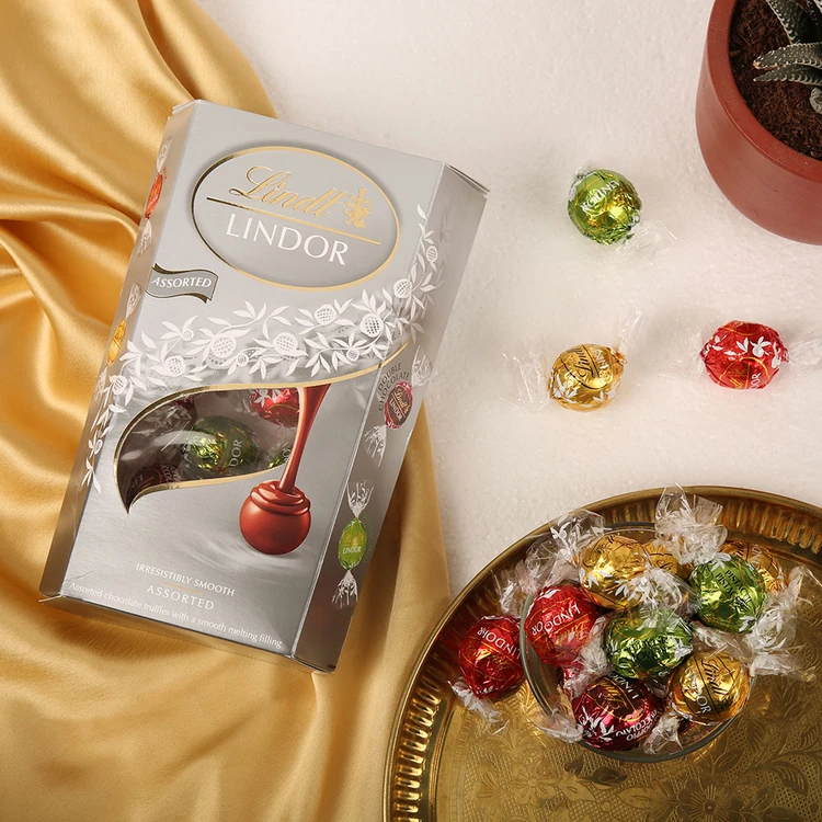Lindt Lindor Silver Assorted Chocolate Gift Pack Box