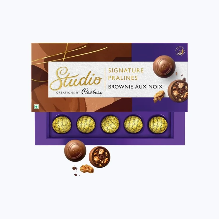 Cadbury Studio Brownie Aux Noix Signature Pralines Chocolate Gift Pack