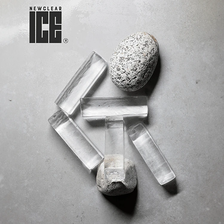 Crystal Jenga Ice Cubes (8 pcs) by Newclear Ice