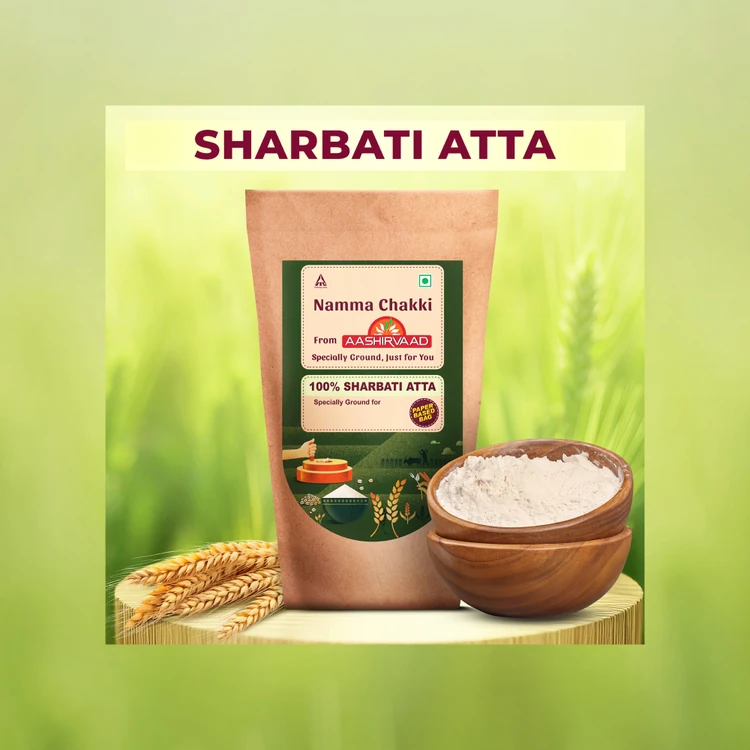 Aashirvaad Namma Chakki 100% Sharbati Atta (Sharbati Hittu)