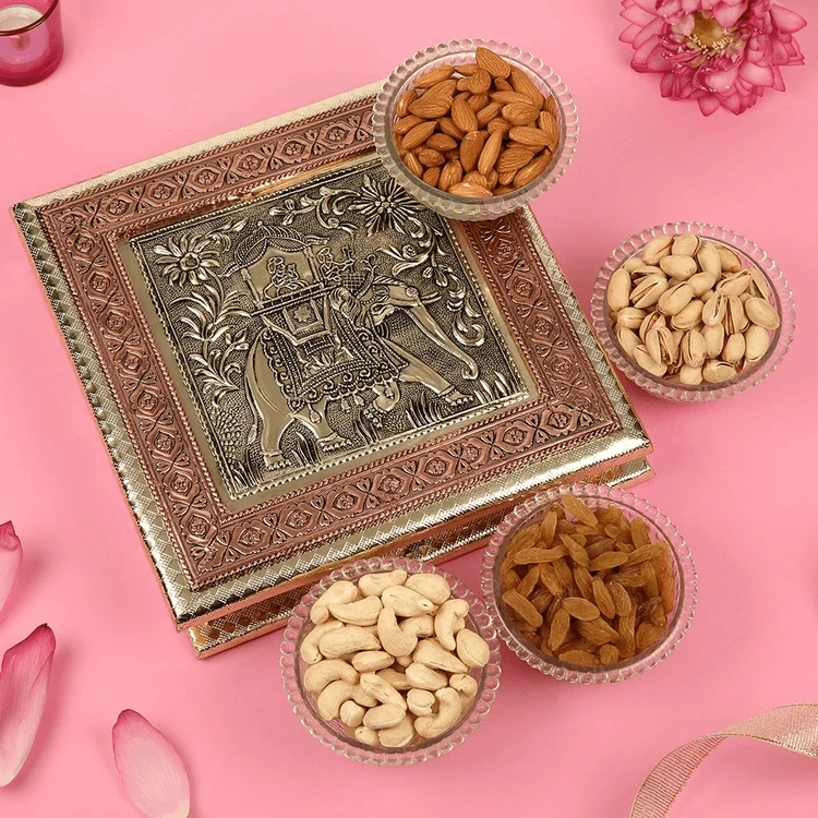SRS Assorted Traditional Dry Fruits Gift Pack (Dry Fruits Udugore Pack)