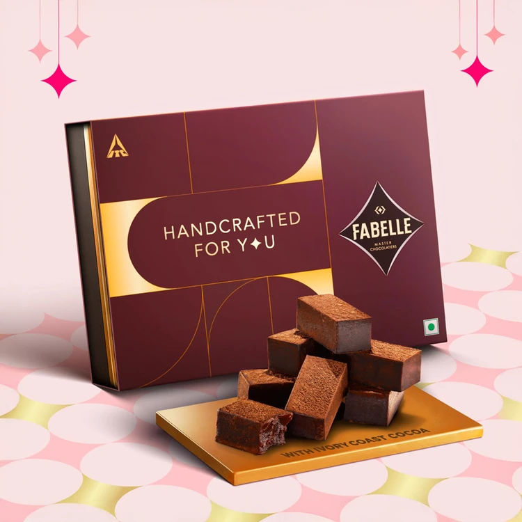 Fabelle Ganache Rich Dark 20 Cubes In Chocolate Gift Pack