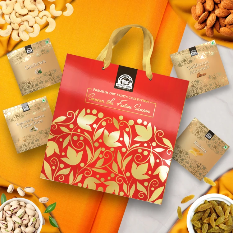 Wonderland Foods Dry Fruits Gift Pack with Carrybag (Dry Fruits Udugore Pack)