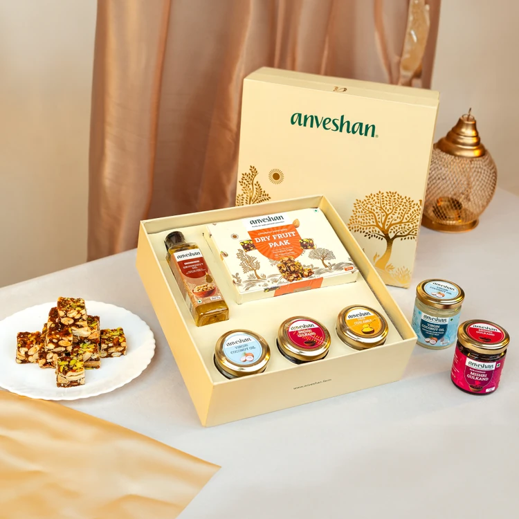 Anveshan Mithai & Ghee Dry Fruits Gift Pack (Dry Fruits Udugore Pack)