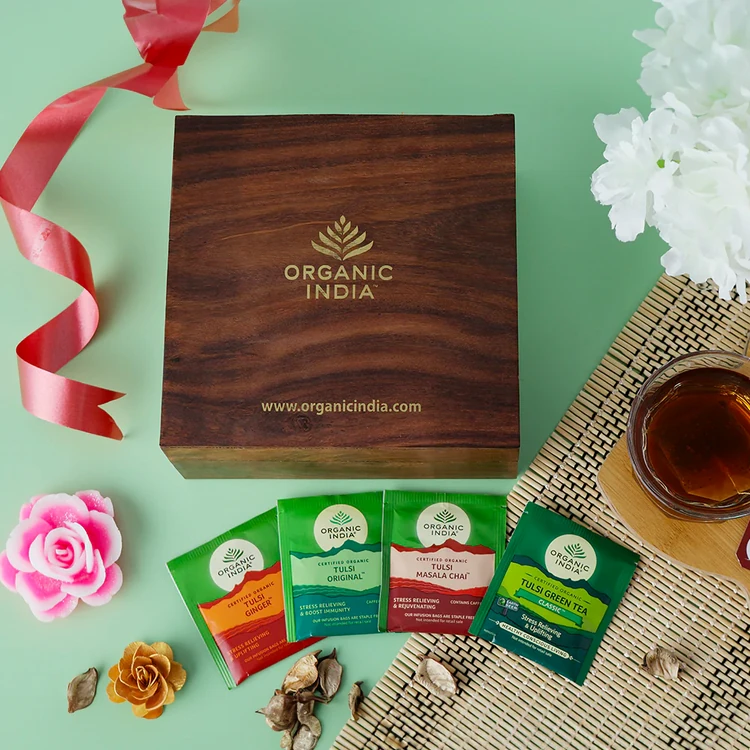 Organic India Tulsi Wooden Tea Green Tea Gift Pack