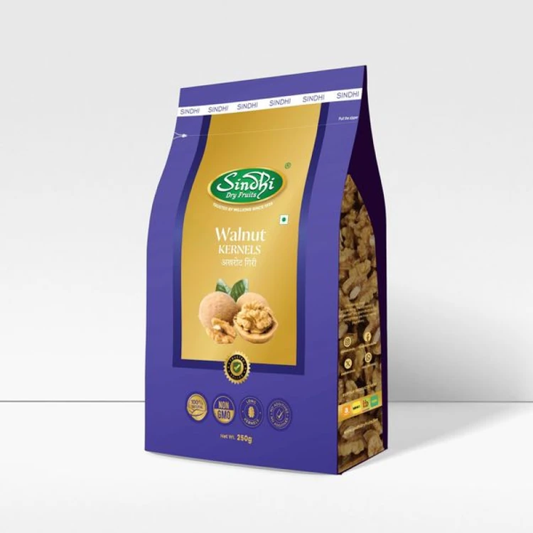 Sindhi Dry Fruits Akhrot Giri Walnut Kernels (Akrotu Bija)