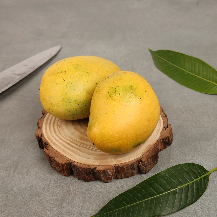 Organically Grown Banganapalli Mango - 2 pieces (550-700 g)