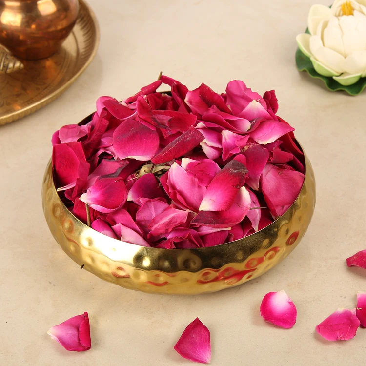 Rose (Flowers & Petals) (Gulabi)