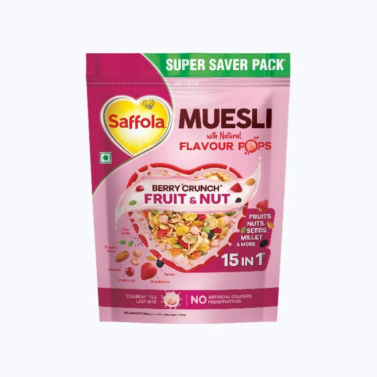 Saffola Muesli Fruit & Nut Berry Crunch