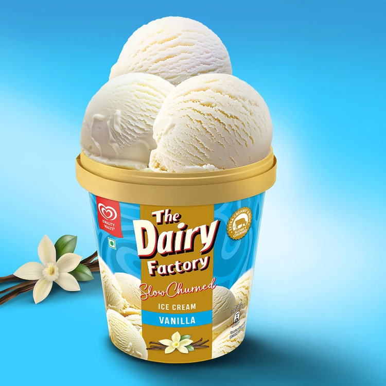 The Dairy Factory by Kwality Walls Vanilla Ice Cream Tub