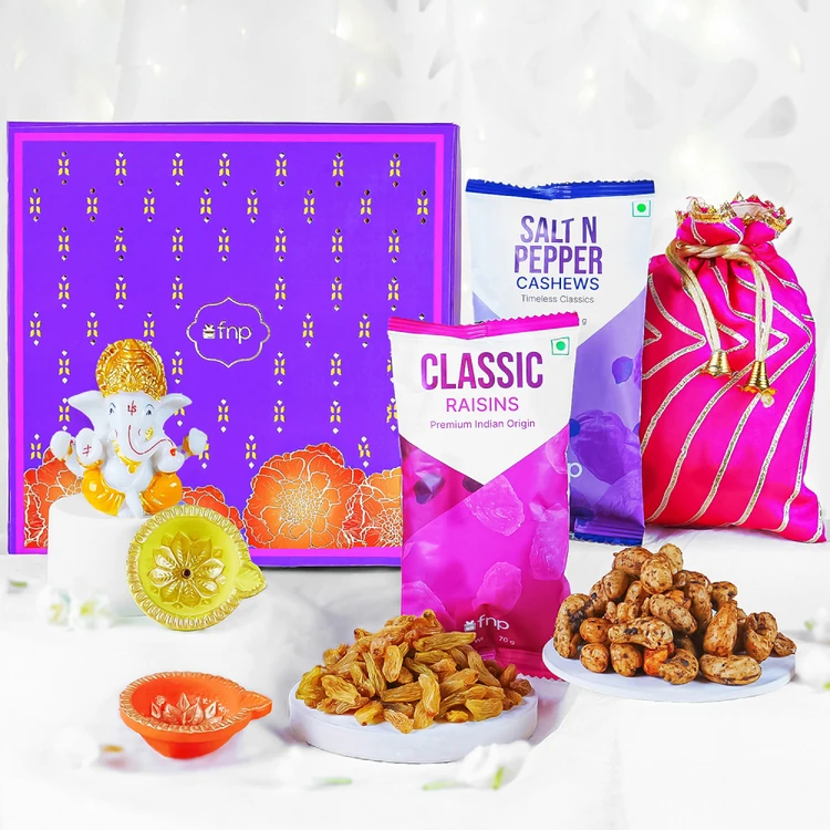 FNP Traditional Gift Box