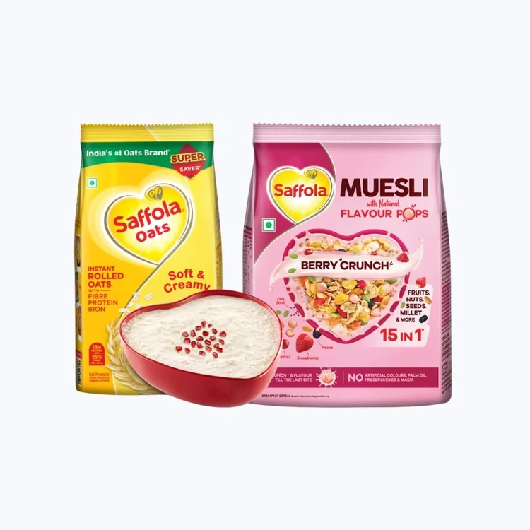 Saffola Natural Instant Oats +  Muesli Berry Crunch Combo