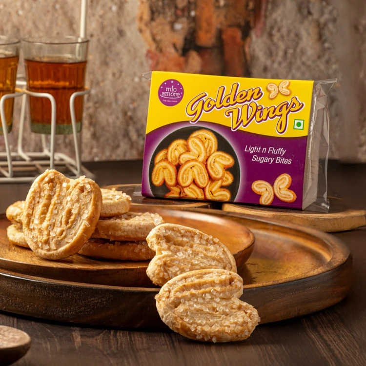 Mio Amore Golden Wings Biscuit