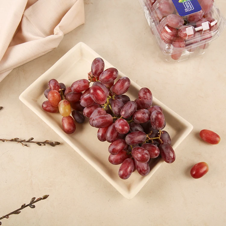 Crimson Red Seedless Grapes (Kempu Drakshigalu)