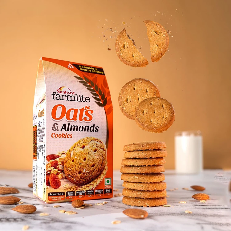Sunfeast Farmlite Oats & Almonds Cookies